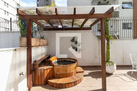 Apartamento à venda com 65m², 1 quarto e 2 vagasOfurô