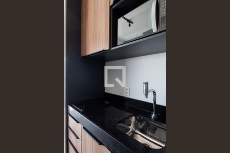 Studio para alugar com 30m², 1 quarto e 1 vaga Studio para alugar com 30m², 1 quarto e 1 vagaCooktop e microondas