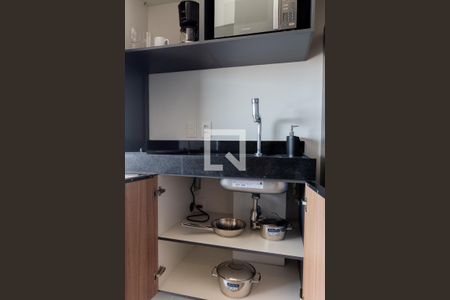 Studio para alugar com 30m², 1 quarto e 1 vaga Studio para alugar com 30m², 1 quarto e 1 vagaUtensílios