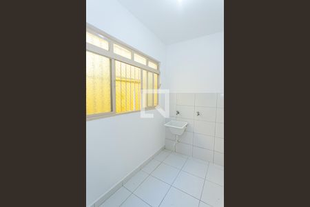 Casa para alugar com 30m², 1 quarto e sem vagaÁrea de Serviço