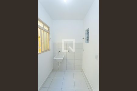 Casa para alugar com 30m², 1 quarto e sem vagaÁrea de Serviço
