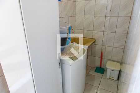 Casa à venda com 277m², 5 quartos e 4 vagas Casa à venda com 277m², 5 quartos e 4 vagasÁrea de Serviço 2