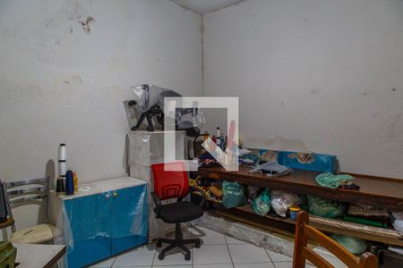 Casa à venda com 277m², 5 quartos e 4 vagas Casa à venda com 277m², 5 quartos e 4 vagasQuarto 5