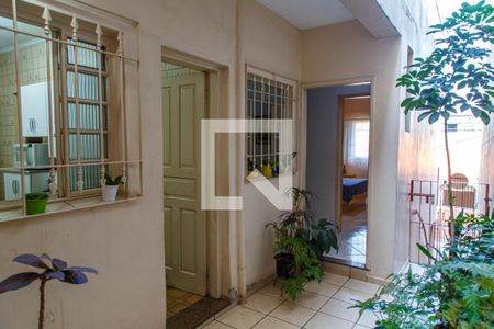 Casa à venda com 277m², 5 quartos e 4 vagas Casa à venda com 277m², 5 quartos e 4 vagasÁrea de Serviço