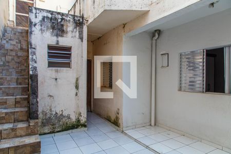 Casa à venda com 277m², 5 quartos e 4 vagas Casa à venda com 277m², 5 quartos e 4 vagasQuintal