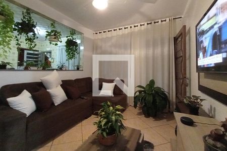 Sala de casa à venda com 3 quartos, 134m² em Jardim Danfer, São Paulo