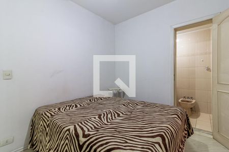 Apartamento à venda com 220m², 4 quartos e 3 vagas Apartamento à venda com 220m², 4 quartos e 3 vagasSuite 2