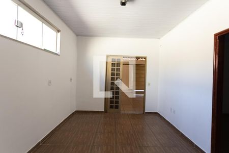Casa à venda com 2 quartos, 360m² em Solange Park I, Goiânia