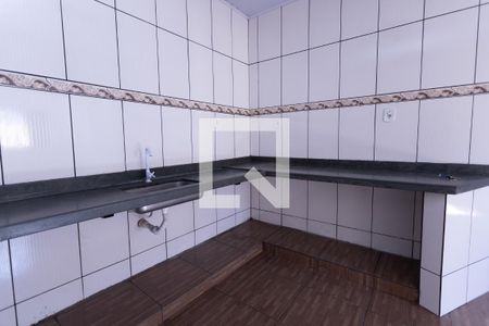 Casa à venda com 360m², 2 quartos e 2 vagas Casa à venda com 360m², 2 quartos e 2 vagasCozinha