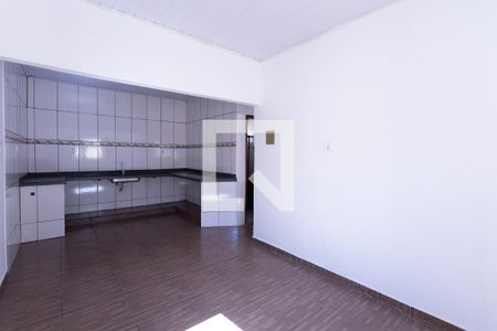 Casa à venda com 360m², 2 quartos e 2 vagas Casa à venda com 360m², 2 quartos e 2 vagasCozinha