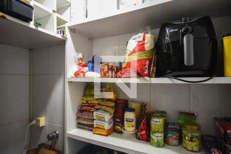 Apartamento à venda com 95m², 2 quartos e 2 vagasDespensa