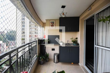 Apartamento à venda com 95m², 2 quartos e 2 vagasVaranda