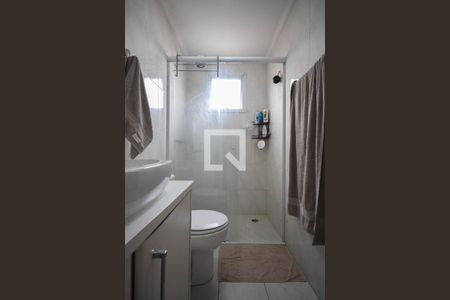 Apartamento à venda com 95m², 2 quartos e 2 vagasBanheiro suíte 2