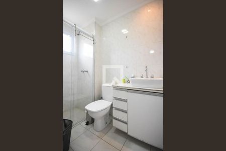 Apartamento à venda com 95m², 2 quartos e 2 vagasBanheiro suíte 1