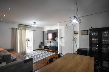 Apartamento à venda com 95m², 2 quartos e 2 vagasSala