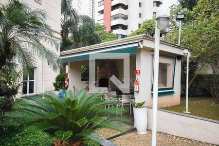 Apartamento à venda com 95m², 2 quartos e 2 vagasChurrasqueira