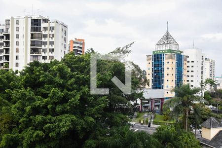 Apartamento à venda com 95m², 2 quartos e 2 vagasVista da suíte 1