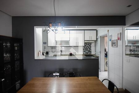 Apartamento à venda com 95m², 2 quartos e 2 vagasCozinha