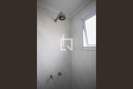 Apartamento à venda com 95m², 2 quartos e 2 vagasChuveiro do banheiro da suíte 2