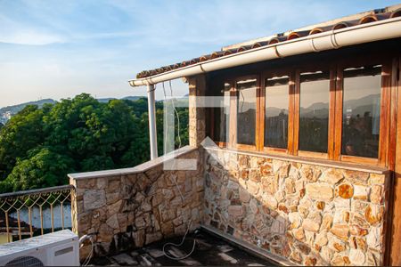 Casa à venda com 1000m², 8 quartos e 7 vagasterraço varanda