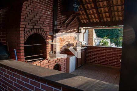 Casa à venda com 1000m², 8 quartos e 7 vagaschurasqueira