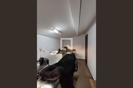 Casa à venda com 155m², 3 quartos e 3 vagasEscritório