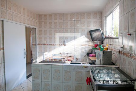 Casa para alugar com 600m², 4 quartos e 1 vagacozinha