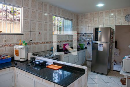 Casa para alugar com 600m², 4 quartos e 1 vagacozinha