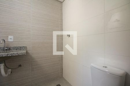 Banheiro  de apartamento para alugar com 2 quartos, 35m² em Vila Carrao, São Paulo