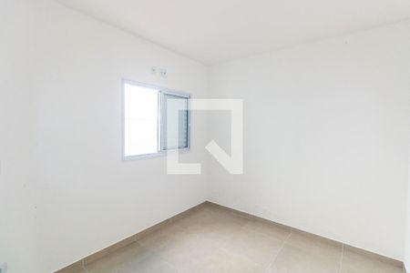 Quarto 1 de apartamento para alugar com 2 quartos, 40m² em Vila Graciosa, São Paulo