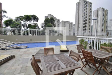 Apartamento para alugar com 72m², 2 quartos e 2 vagasÁrea comum - Piscina