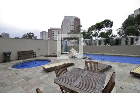 Apartamento para alugar com 72m², 2 quartos e 2 vagasÁrea comum - Piscina