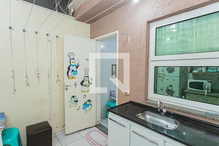 Casa à venda com 120m², 2 quartos e 1 vaga Casa à venda com 120m², 2 quartos e 1 vagaÁrea de Serviço