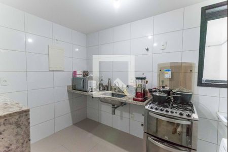 Apartamento à venda com 75m², 2 quartos e 2 vagas Apartamento à venda com 75m², 2 quartos e 2 vagasCozinha