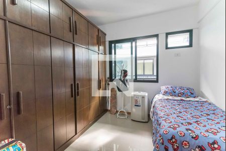 Apartamento à venda com 75m², 2 quartos e 2 vagas Apartamento à venda com 75m², 2 quartos e 2 vagasQuarto 1