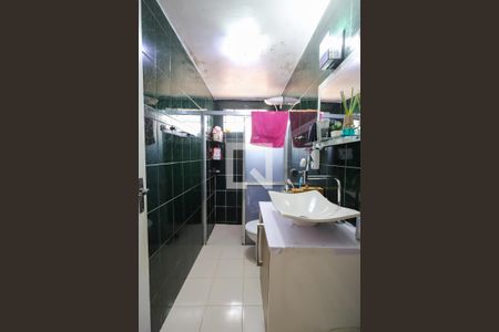 Apartamento à venda com 67m², 2 quartos e 1 vagaBanheiro