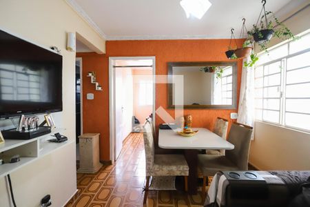Apartamento à venda com 67m², 2 quartos e 1 vagaSala