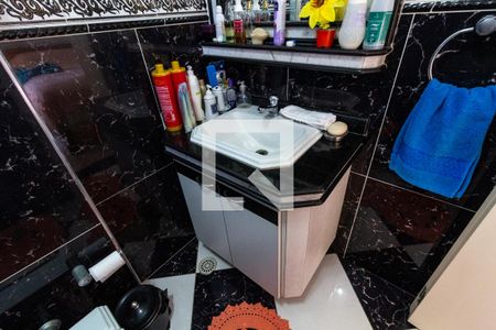 Apartamento para alugar com 680m², 4 quartos e 2 vagasDetalhe do banheiro da suíte 4