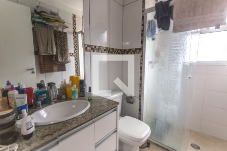 Apartamento à venda com 107m², 3 quartos e 2 vagasBanheiro suíte 2