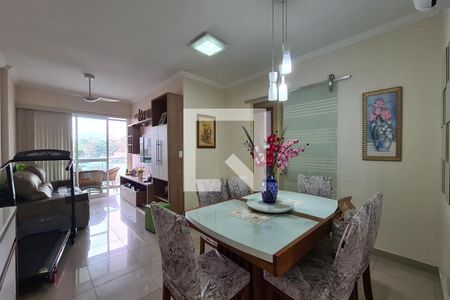 Apartamento à venda com 115m², 3 quartos e 2 vagasSala