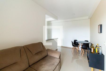 Sala de apartamento para alugar com 2 quartos, 54m² em Jardim São Luiz, Ferraz de Vasconcelos
