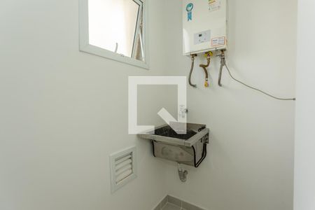 Área de Serviço de apartamento para alugar com 2 quartos, 78m² em Alto da Rua Xv, Curitiba