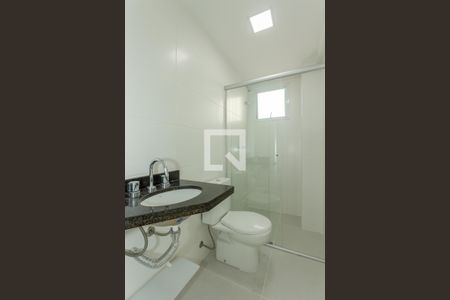 Banheiro de apartamento para alugar com 2 quartos, 78m² em Alto da Rua Xv, Curitiba