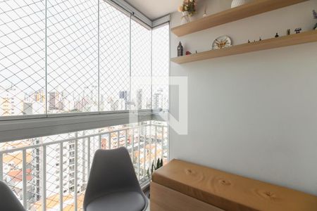 Apartamento à venda com 72m², 3 quartos e 2 vagasVaranda 