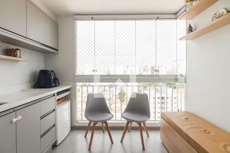 Apartamento à venda com 72m², 3 quartos e 2 vagasVaranda 