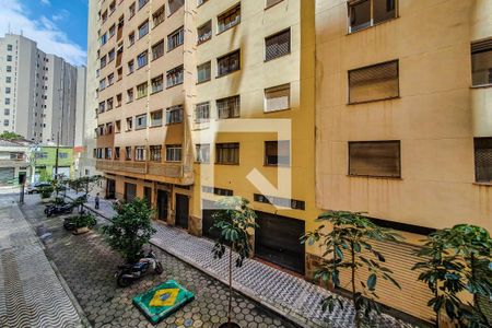 Apartamento à venda com 35m², 1 quarto e sem vagaQuarto janela