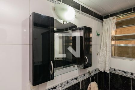 Apartamento para alugar com 70m², 2 quartos e sem vagaBanheiro - Armário