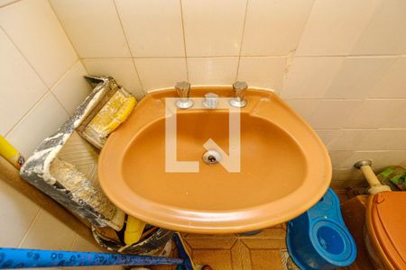 Apartamento para alugar com 140m², 3 quartos e 2 vagas Apartamento para alugar com 140m², 3 quartos e 2 vagasBanheiro de Serviço