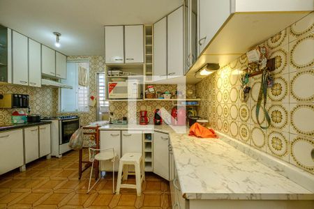 Apartamento para alugar com 140m², 3 quartos e 2 vagas Apartamento para alugar com 140m², 3 quartos e 2 vagasCozinha