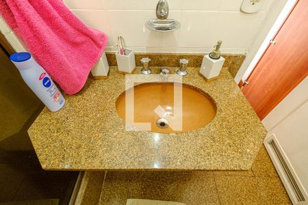 Apartamento para alugar com 140m², 3 quartos e 2 vagas Apartamento para alugar com 140m², 3 quartos e 2 vagasBanheiro Suíte